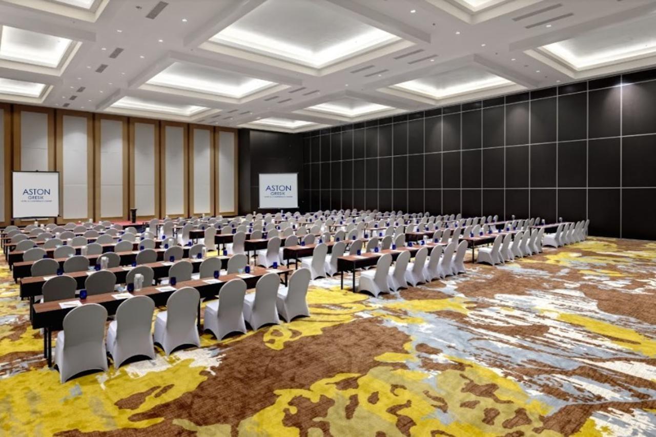 Aston Gresik Hotel & Conference Center Kültér fotó